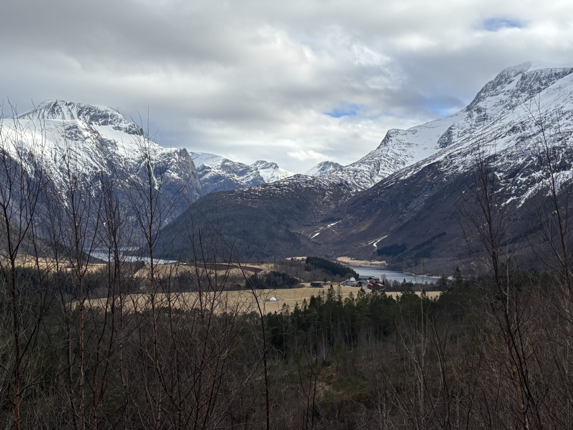 Landskapsbilde fra tidligere Nesset kommune, nå Molde Kommune.